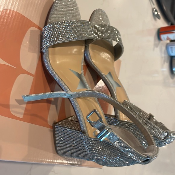 Gianni Bini Silver Bling Shoes - Picture 2 of 7